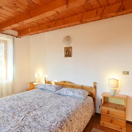 Holiday home 2 Bedroom Lovely In Zorzoi