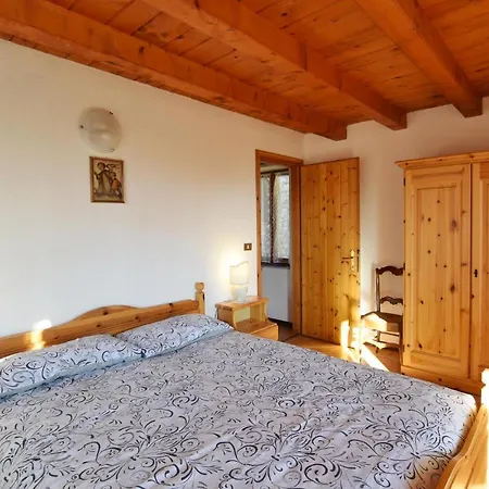 Holiday home 2 Bedroom Lovely In Zorzoi *