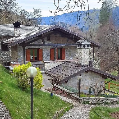 Ferienhaus 2 Bedroom Lovely In Zorzoi *